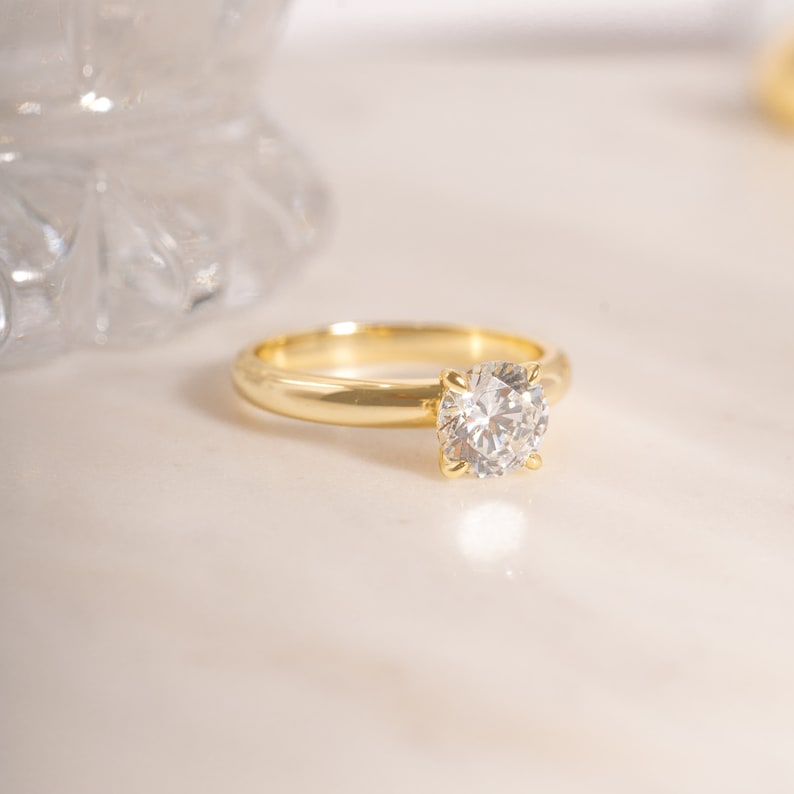 Round Solitaire Ring, Wedding Ring, Engagement Ring, Anniversary Ring, Diamond Ring, Cubic Zirconia Ring, Statement Ring, Gift for Wife