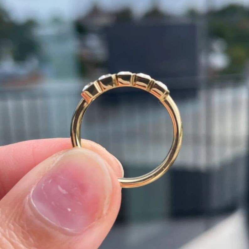 Bezel Set Diamond Band in 14k Gold / Bezel Set Diamond Ring / Simple Thin Gold Band White Diamond Ring / Diamond Bezel Set Wedding Band